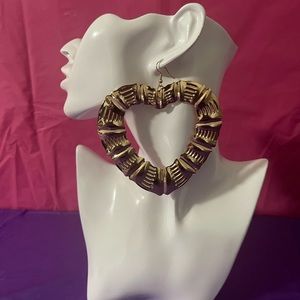 Heart shaped earring